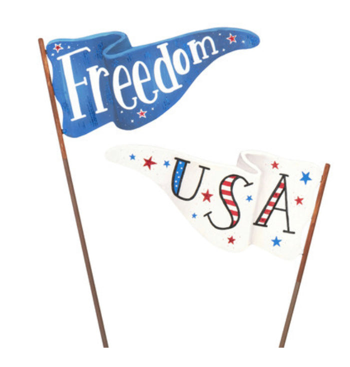 Americana: Freedom & USA Pennant Metal Flag Stakes
