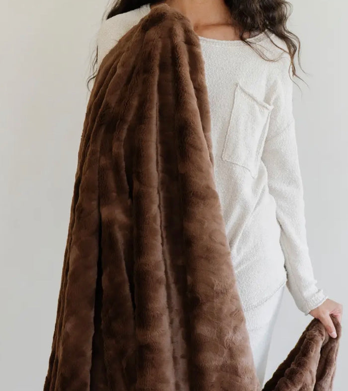Luxurious Clove Brown Faux Fur Throw