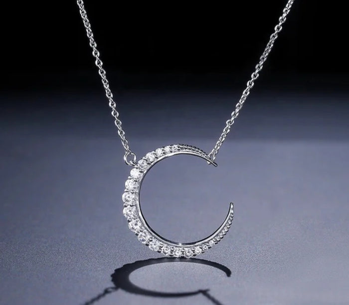 Moon Crescent Necklace - Zoha Los Angeles