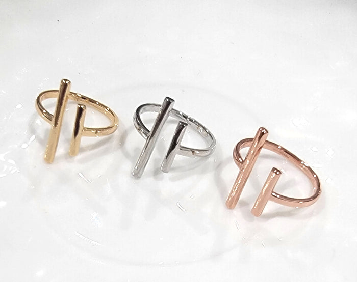 Nura Ring | Adjustable Dainty Ring