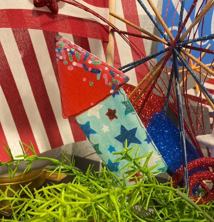 Patriotic Set of 2 Metal Sparklers for Indoor or Outdoor