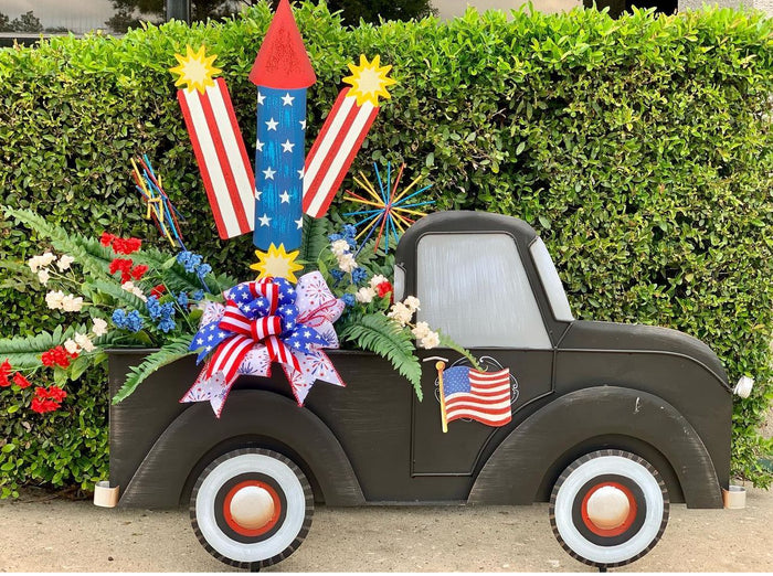 Patriotic Set of 2 Metal Sparklers for Indoor or Outdoor