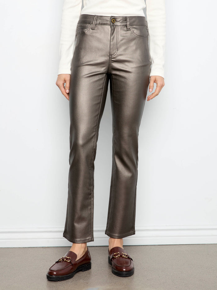 Crafted in stretch twill fabric, these pants offer comfort and style for any occasion. By Charlie B.