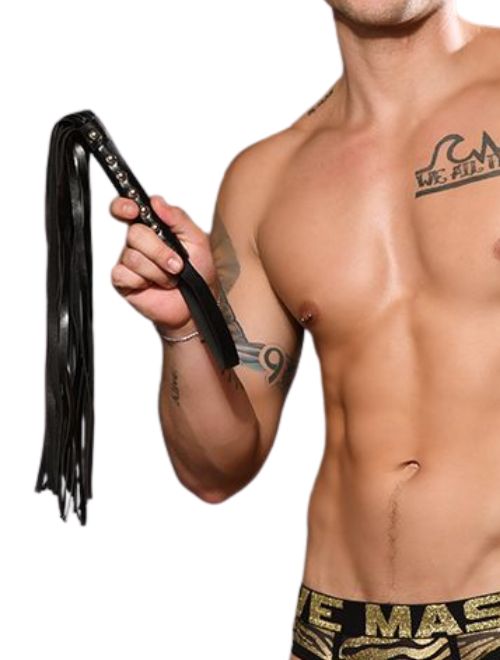 Trophy Boy Short Flogger