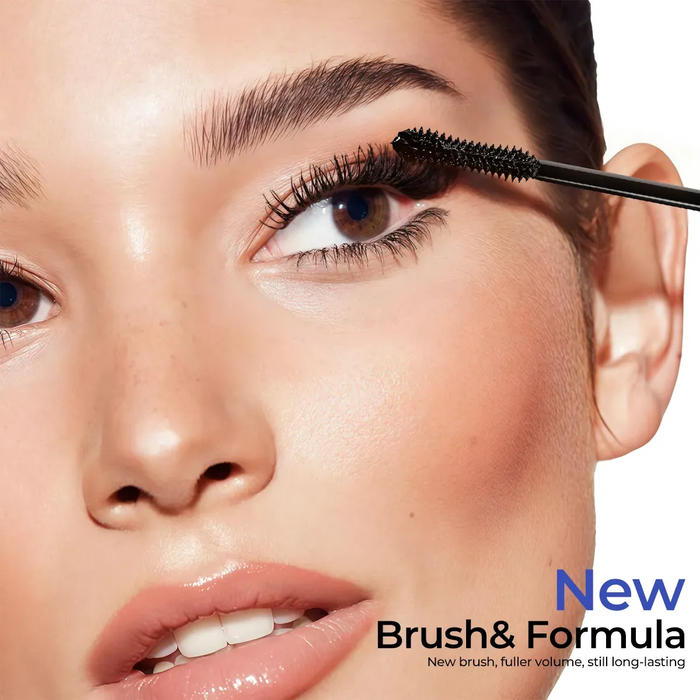 Waterproof mascara makeup look for everyday wear