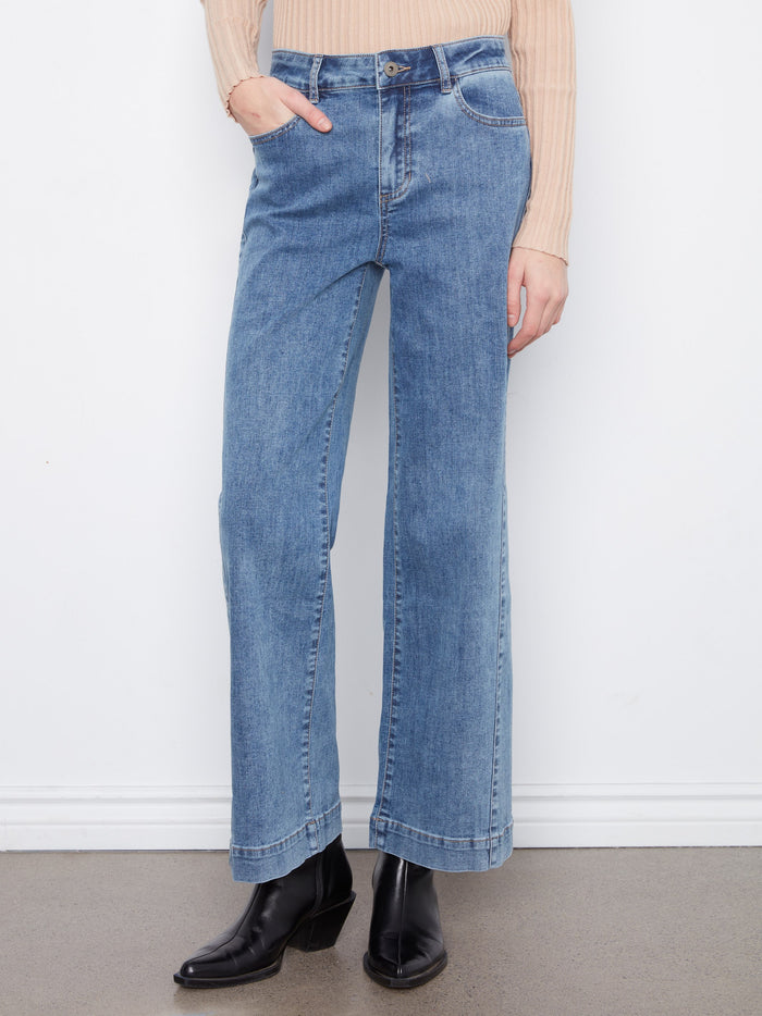 Ankle length design for a modern look, crafted in premium denim by Charlie B.