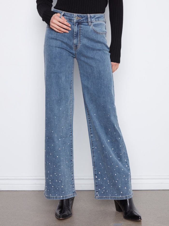 Designed with a regular rise and full length, these jeans ensure a flattering silhouette for any occasion. By Charlie B.